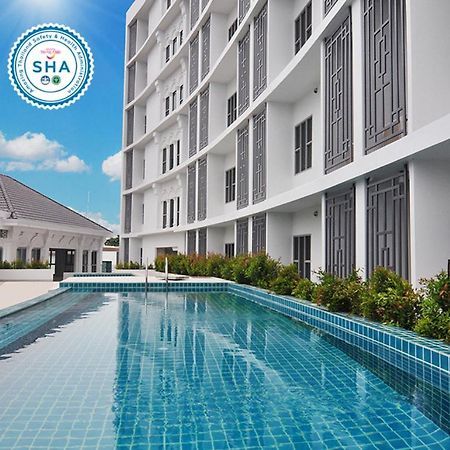 Vapa Hotel - Sha Extra Plus Phuket Bagian luar foto