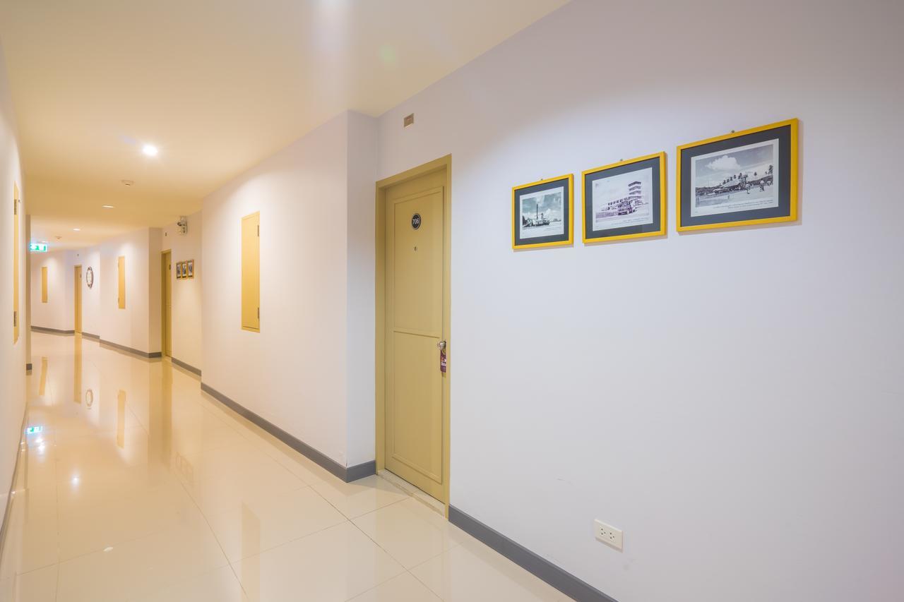 Vapa Hotel - Sha Extra Plus Phuket Bagian luar foto