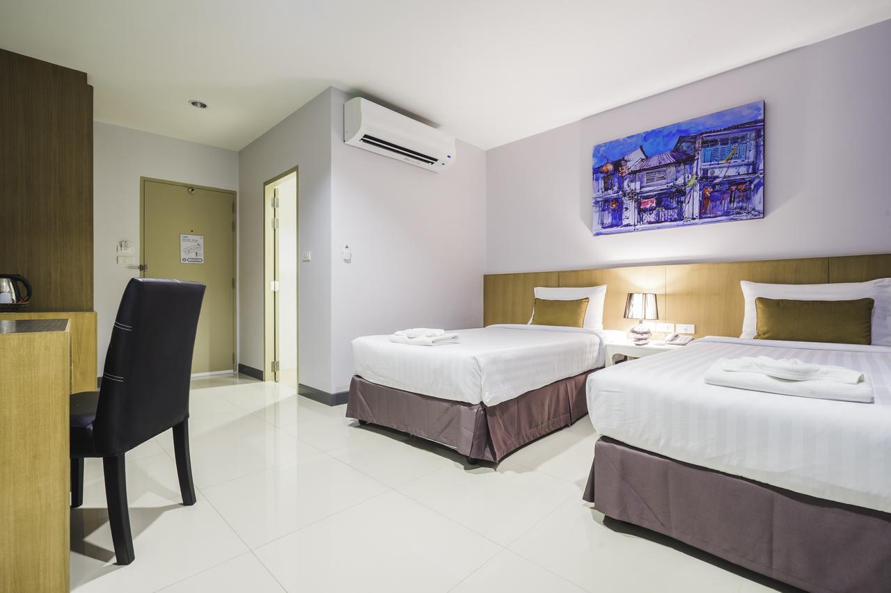 Vapa Hotel - Sha Extra Plus Phuket Bagian luar foto